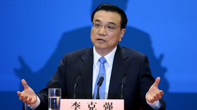 Li Keqiang verteidigt die Yuan-Abwertung.