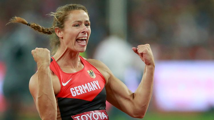 Goldige Powerfrau: Katharina Molitor überraschte mit ihrem WM-Triumph im Speerwurf nicht nur die Experten, sondern auch sich selbst.