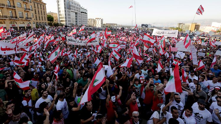 Die Demonstrationen in Beirut haben regen Zulauf. 