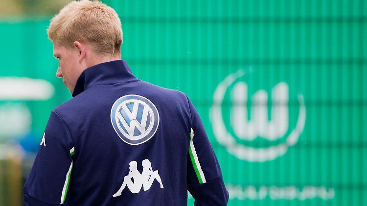 Kevin de Bruyne kickt ab sofort für Manchester City - und verdient dort angeblich pro Jahr mehr als VW-Vorstandsboss Martin Winterkorn.