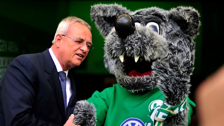 Nicht nur Autos, auch der Fußball hat es VW-Chef Martin Winterkorn angetan.