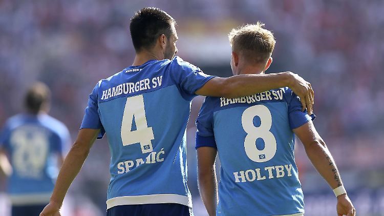 Lief nicht rund in Köln: Emir Spahic und Lewis Holtby.