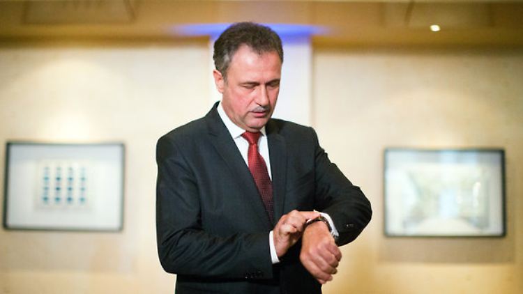 Neue Zeitrechnung: GDL-Boss Weselsky räumt im Vorstand auf.