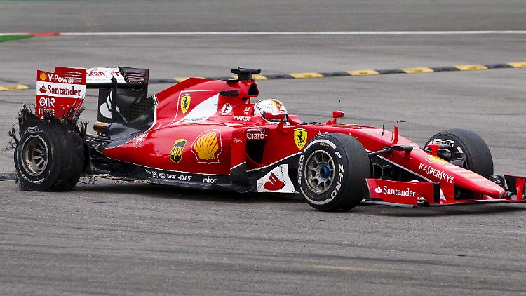 Der rechte Hinterreifen von Ferrari-Pilot Sebastian Vettel ist seit dem Großen Preis von Belgien Gesprächsthema Nr. 1 in der Formel 1.
