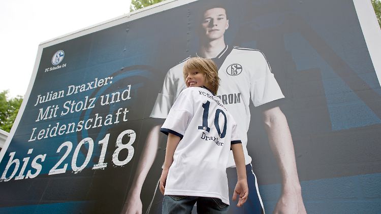 Was ist ein Profivertrag in der Bundesliga noch wert? Die Frage lautet nun wohl: Wieviel ist ein Profivertrag wert?