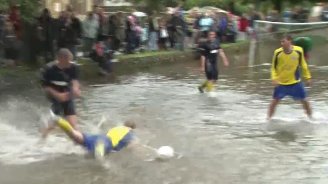 fußball fluss2.JPG