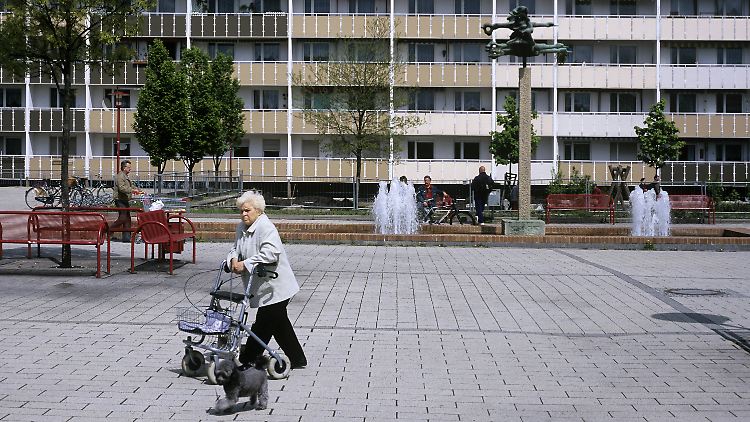In manchen ostdeutschen Städten wohnen hauptsächlich alte Leute.
