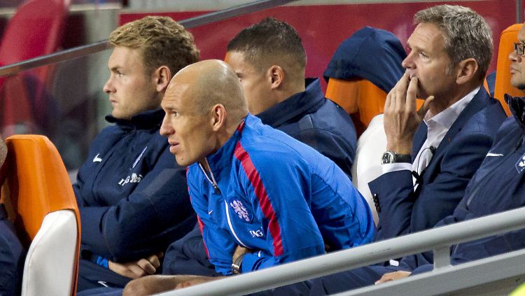 Robben verletzt sich, Niederlande verliert erneut: EM-Teilnahme ist gefährdet.
