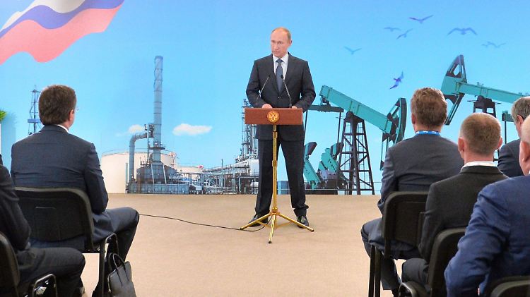 "Darüber zu sprechen, ist verfrüht": Wladimir Putin bei seiner Rede in Wladiwostok.