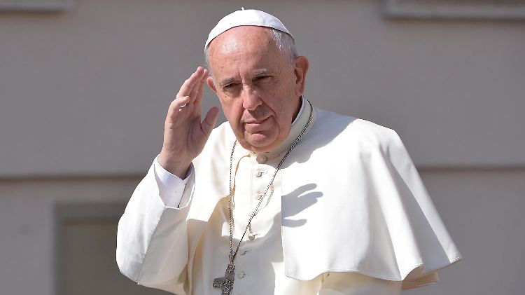 Papst Franziskus hat alle katholischen Gemeinden in Europa aufgerufen, eine Flüchtlingsfamilie aufzunehmen.
