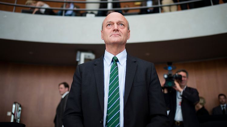 Für BND-Chef Schindler ist die Zusammenarbeit mit anderen Diensten unverzichtbar. 