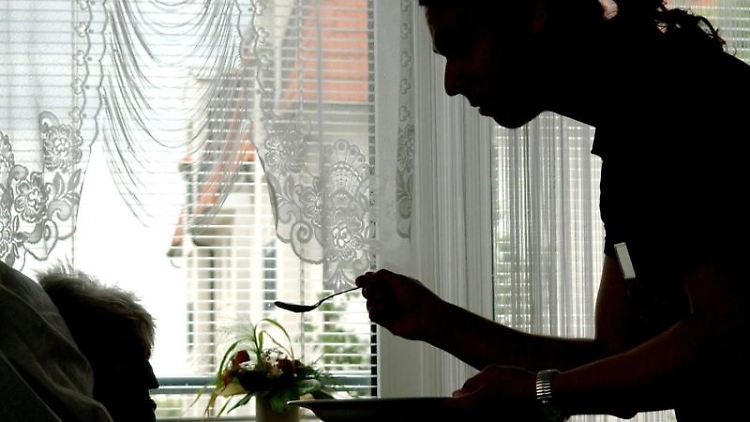 Manche Pflegeleistungen existieren nur auf dem Papier. 