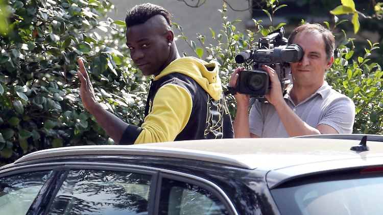 Mario Balotelli bleibt die Blitzlichtgestalt des italienischen Fußballs.