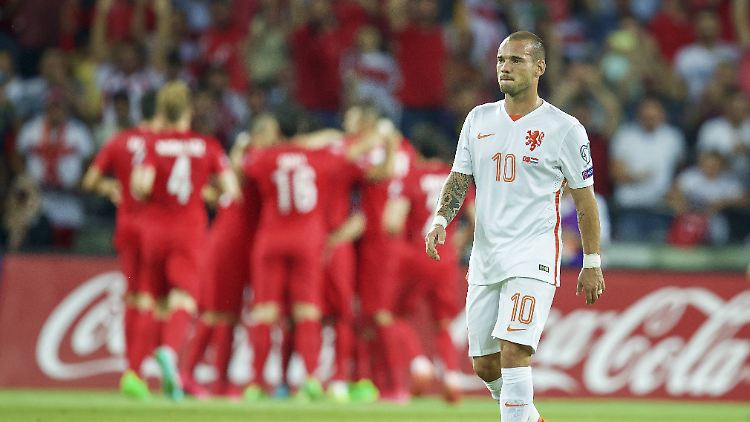 Zehn Punkte nach acht Qualifikationsspielen, Platz vier - im Moment hätten die Niederlande die EM 2016 verpasst.