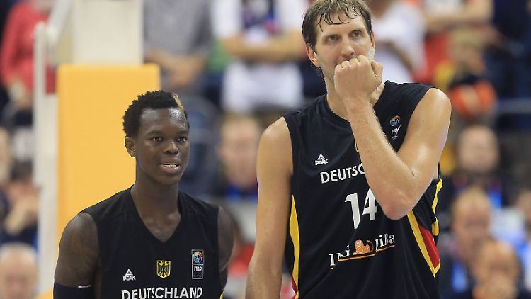 Gegen die Türkei heißt es für Dirk Nowitzi und Dennis Schröder: Durchbeißen.
