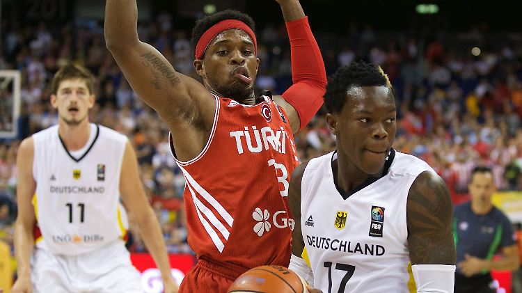 NBA-Star Dennis Schröder traf 22 Punkte für die deutsche Mannschaft.
