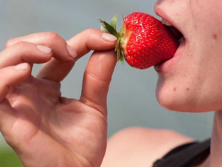 Im Vorbeigehen naschen: Einfach lose Waren im Supermärkt naschen ist streng genommen Diebstahl.