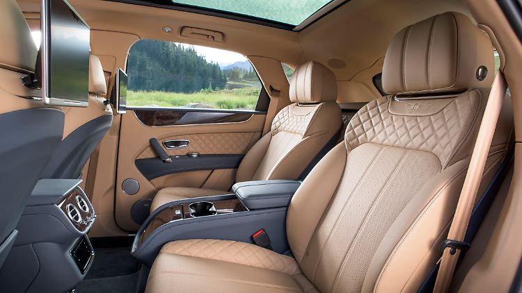 Je nach Kundenwunsch wird Bentley vier-, fünf- und siebensitzige Versionen des Bentayga anbieten.