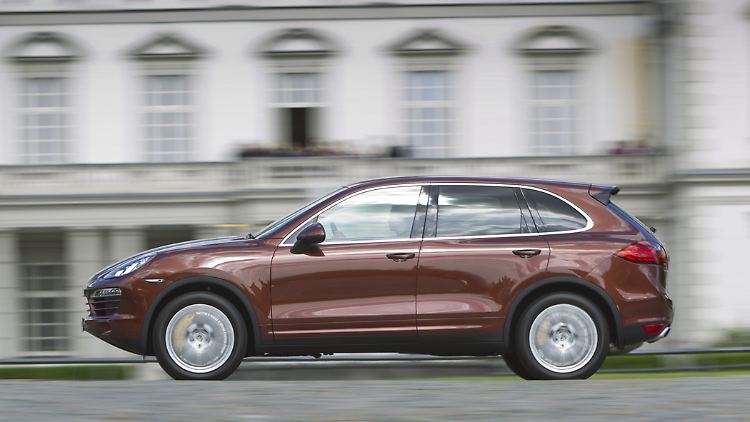 Der Cayenne von Porsche wird bald einen kleinen Bruder bekommen. Die Zuffenhausener wollen ihre Modellpalette nach unten erweitern.