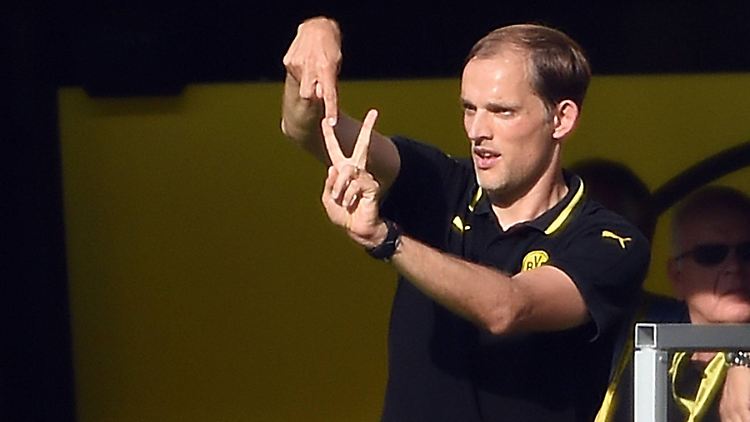 Gefällt's ihm nicht, korrigiert er: Thomas Tuchel hat dem BVB wieder mehr Struktur verpasst - mit Erfolg.