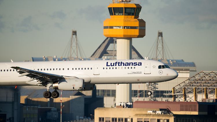 Normaler Flugbetrieb erst am Donnerstag.
