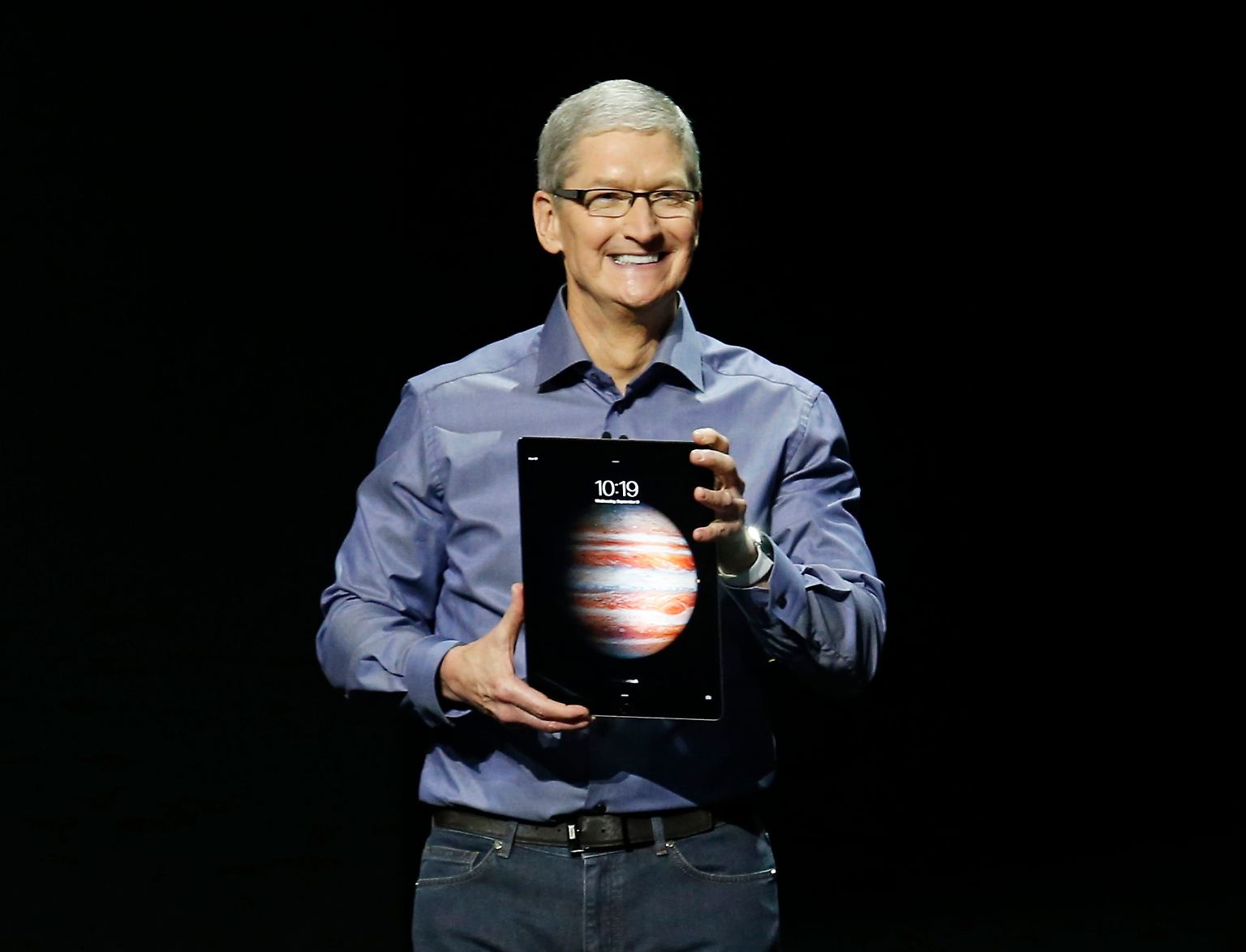 Apple-Chef Tim Cook stellt in San Francisco eine ganze Reihe neuer Produkte vor. Neben der neuen Apple-Watch, dem Apple TV4 und dem iPhone 6s sticht ein Gerät besonders hervor: das iPad Pro. 
