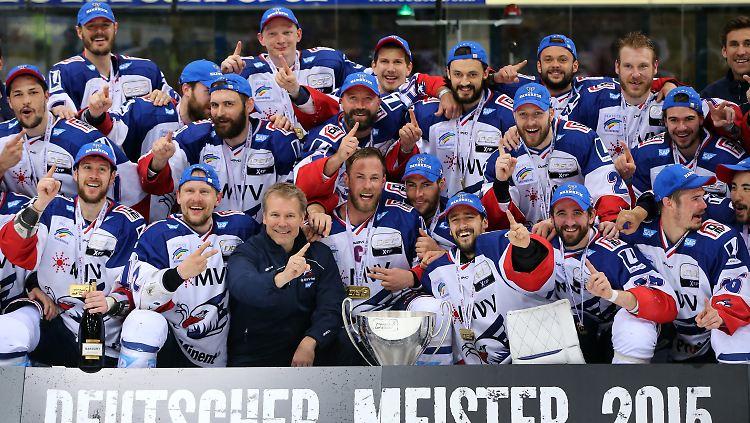 Der Meister ist auch der Favorit: Mannheims Adler.