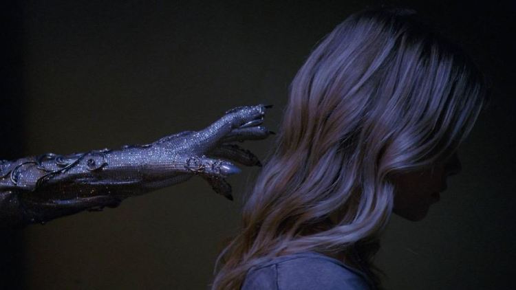 Als ob Lady Gaga nicht exzentrisch genug wäre. In "American Horror Story" spielt sie eine blutrünstige Hotelbesitzerin.