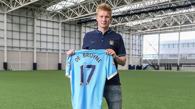 Kevin de Bruyne will mit Manchester City Titel gewinnen.