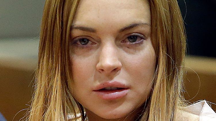 Das Foto zeigt Lohan bei einer Gerichtsverhandlung im Jahr 2013.