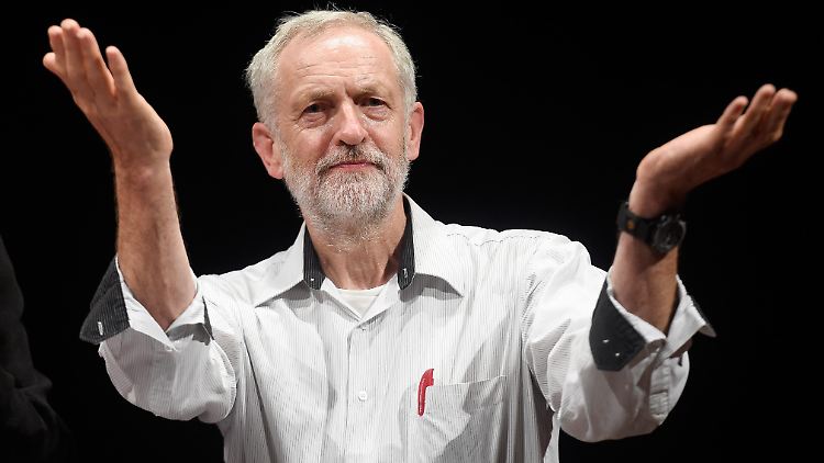 Seit 32 Jahren ist Jeremy Corbyn ein Rebell unter den Sozialisten - nun spaltet er als Parteichef die Gemüter.