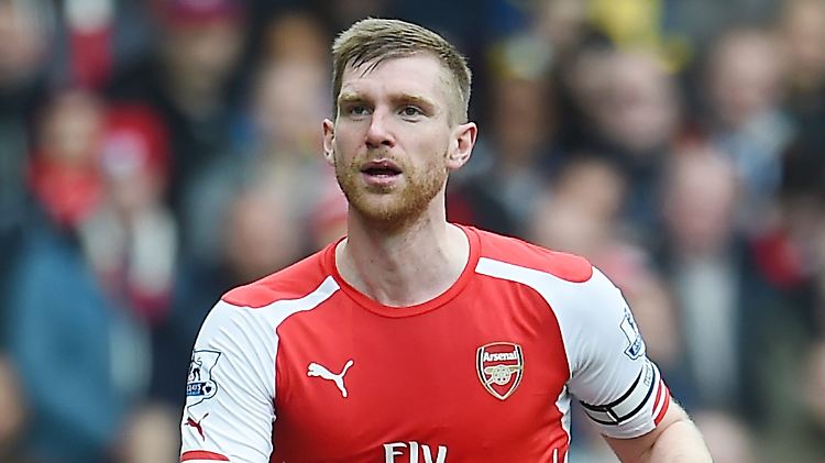 Per Mertesacker ist mit dem Schrecken davon gekommen.