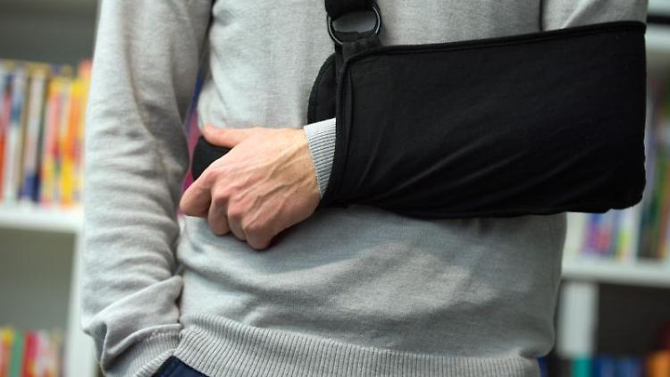 Die Versicherungen zahlen nur, wenn tatsächlich ein dauerhafter Schaden entstanden ist, also zum Beispiel ein Arm steif bleibt.