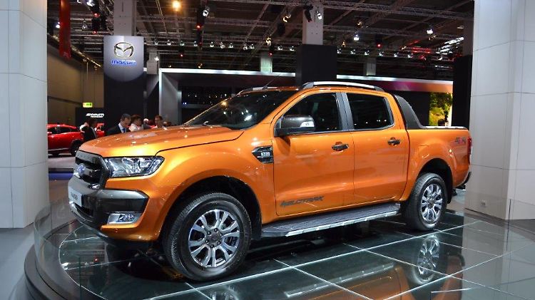 Mit seinem wuchtigen Kühlergrill erinnert der Ford Ranger mehr an seine großen amerikanischen Brüder.