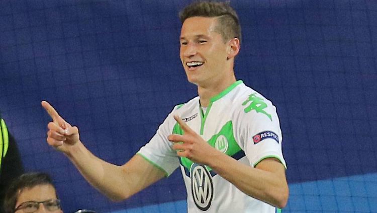 Weltmeister Julian Draxler muss nicht länger auf sein erstes wichtiges Tor für den VfL Wolfsburg warten.