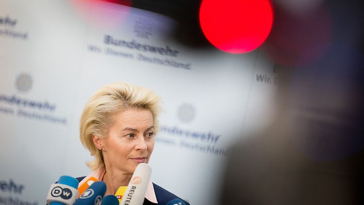Bundesverteidigungsministerin Ursula von der Leyen begrüßt den Vorschlag zur Einrichtung einer Syrien-Kontaktgruppe. 