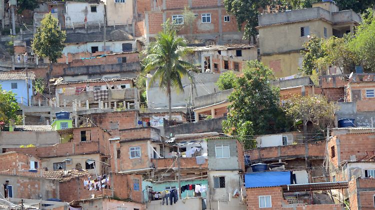 Die brasilianische Wirtschaft wächst nicht genug, um Millionen Menschen aus der Armut zu befreien. 