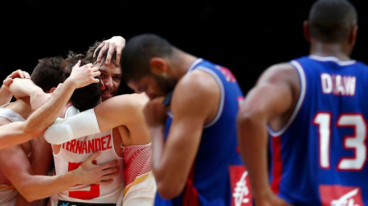 Mann des Spiels, Spieler des Turniers: Pau Gasol (M).