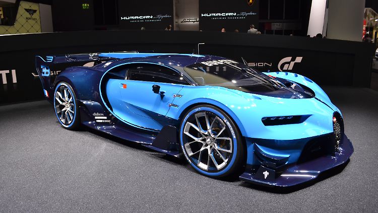 Dem Klang des wohl 1500 PS starken Bugatti Chiron kann man vorerst nur an der Playstation lauschen. Premiere feierte die Studie in diesem Jahr auf der IAA.
