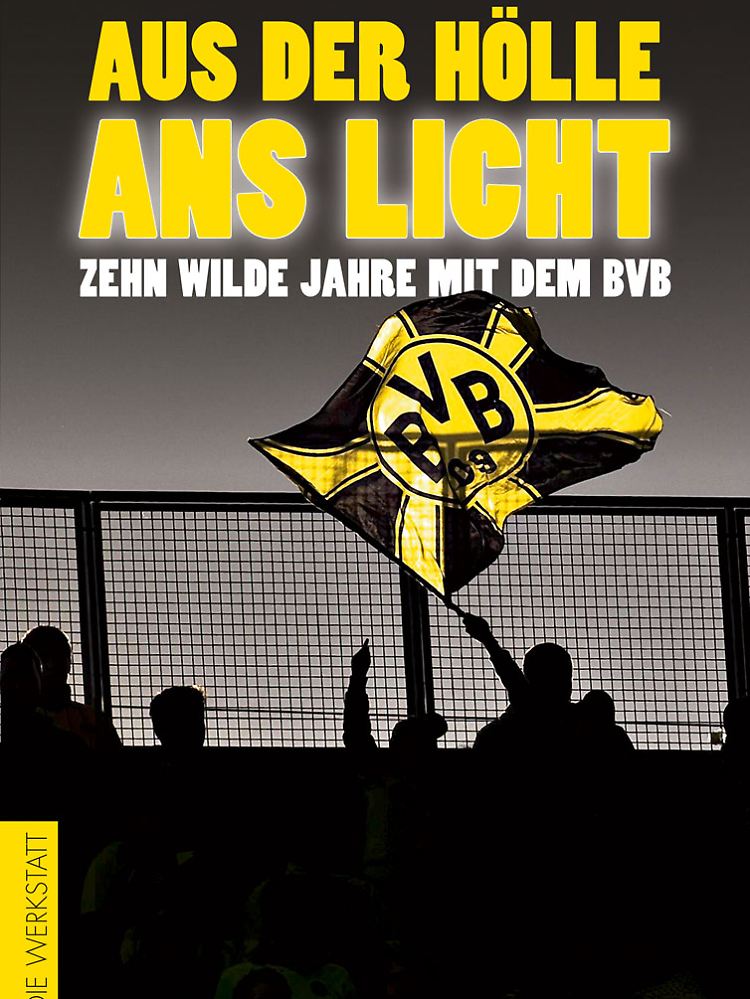 Und das ist sein Buch: Eine Dekade mit der Dortmunder Borussia, von der Fast-Insolvenz bis zum nationalen Double.