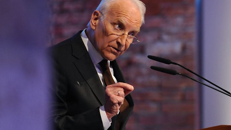 Stoiber befürchtet, Deutschland könne an seine "Integrationsgrenze" stoßen.