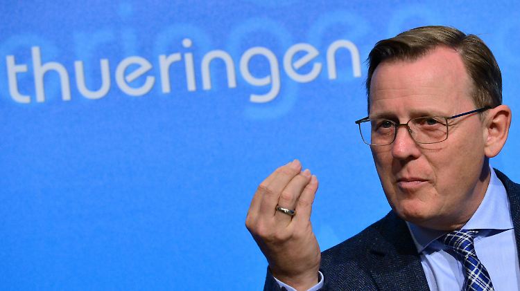 Thüringens Ministerpräsident Bodo Ramelow hat eine rot-rot-grüne Regierung. Auch für den Bund kann er sich das vorstellen.