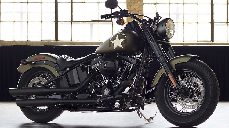 Die Softail Slim S legt bei Pfund und Preis zu.