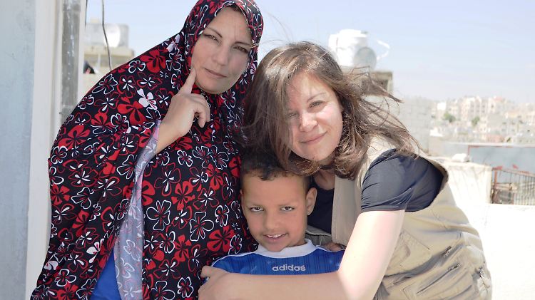 Shada Moghraby (r.) ist Pressesprecherin des Welternährungsprogramms in Jordanien.