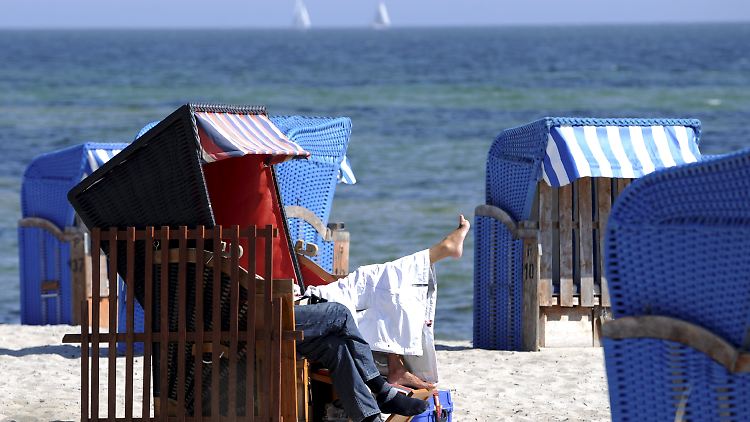 Die Ostdeutschen fahren besonders gern an die Ostsee.