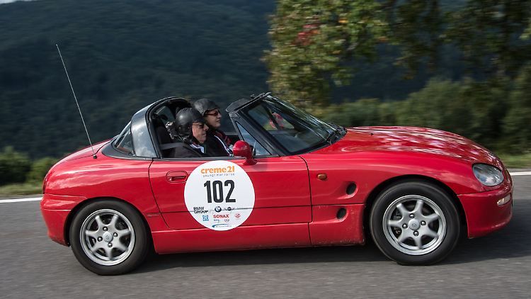 Nur 120 Exemplare des knuffigen Suzuki Cappuccino kamen Mitte der 90er nach Deutschland.
