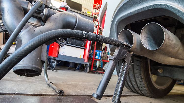 Die größten EU-Länder fordern Aufklärung im VW-Skandal, weichen die Abgas-Tests aber selbst gezielt auf.