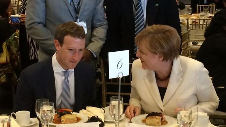 Mark Zuckerberg und Kanzlerin Angela Merkel beim UN-Gipfel in New York.