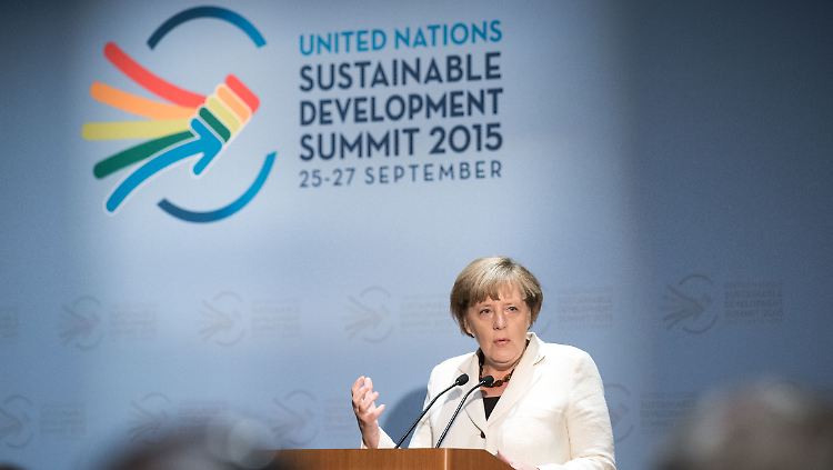 Ein pfiffiges Logo, aber wie ernst ist es den Staaten mit der Nachhaltigkeit? Angela Merkel weist auf kommende Bewährungsproben hin. 