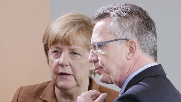 Zuletzt hatte es Berichte über Unstimmigkeiten zwischen Kanzlerin Merkel und ihrem Innenminister de Maizière gegeben.